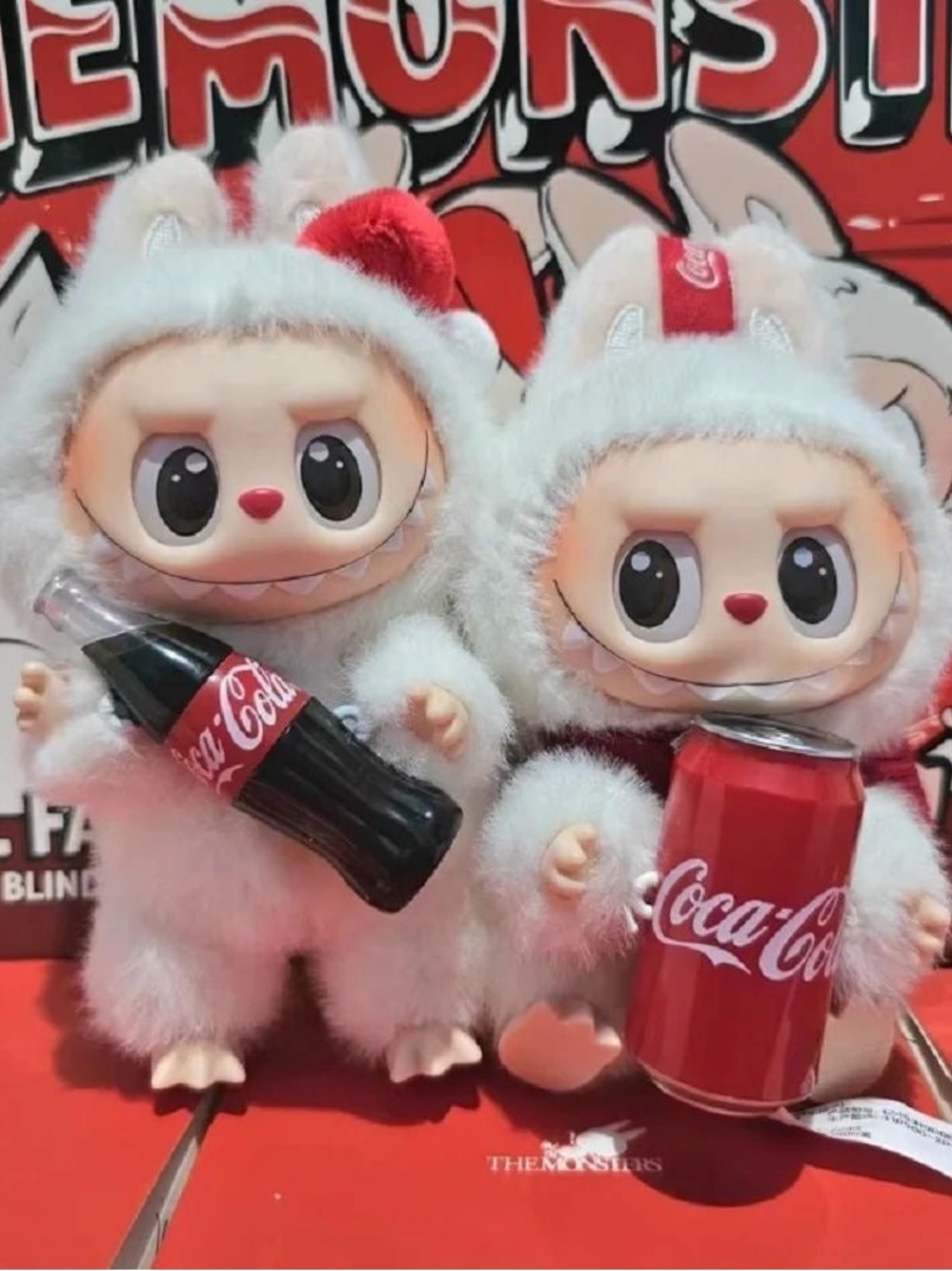 Coca-Cola Series plush toy,the "Happy Factor" Labubu With miniature Coke can. - Picture 4 of 9